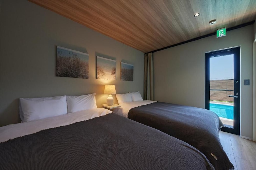 客室1 | POOL VILLA 莉 | POOL VILLA 莉