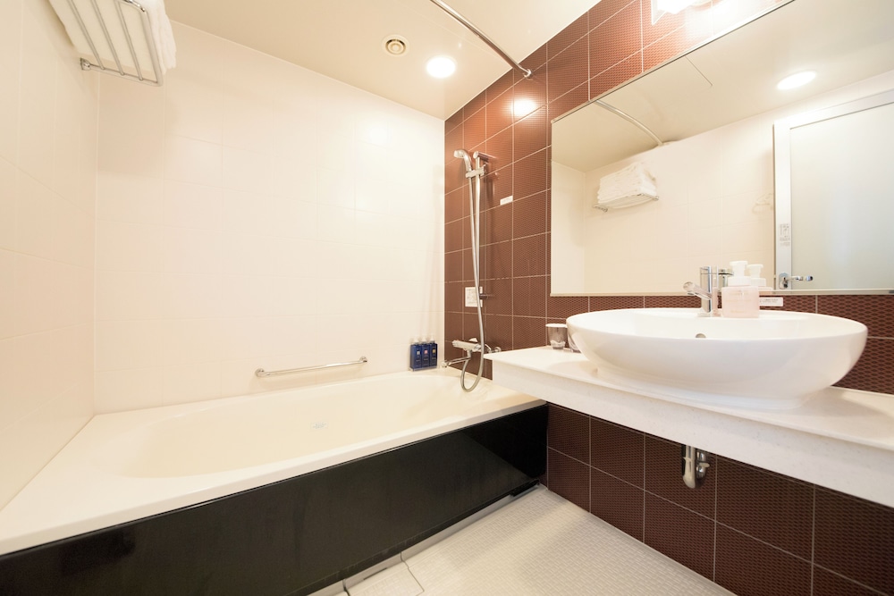 [禁煙]プレシャスツイン2名利用（リニューアル） バスルーム1 | リッチモンド ホテル 浅草