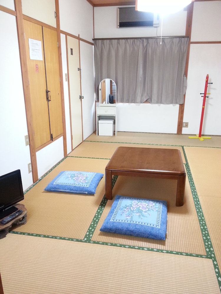 和室　（3名利用） 客室3 | 中村家