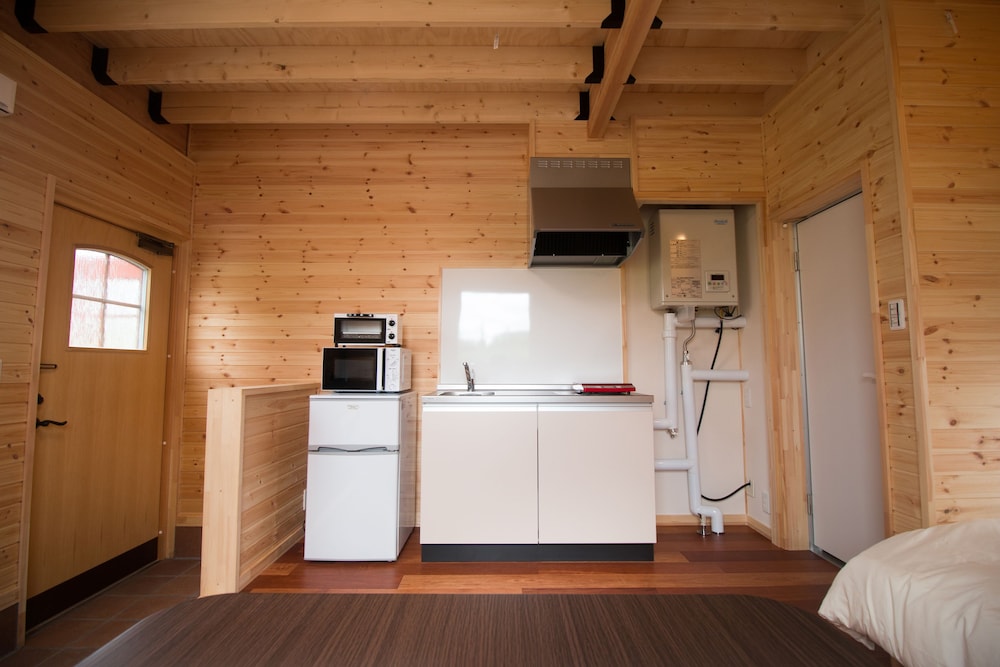 ダブルベッドとロフトベッドのお部屋[キッチン付き]禁煙 専用キッチン0 | BRICK HOUSE ふらの