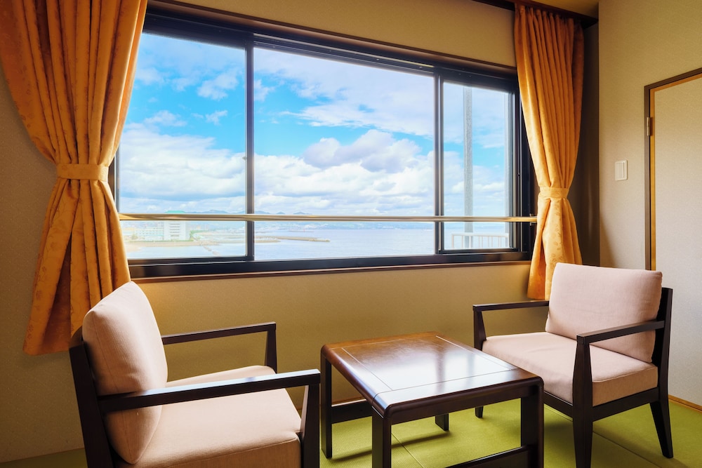 和モダン客室 禁煙 客室2 | シーサイドホテル美松 大江亭