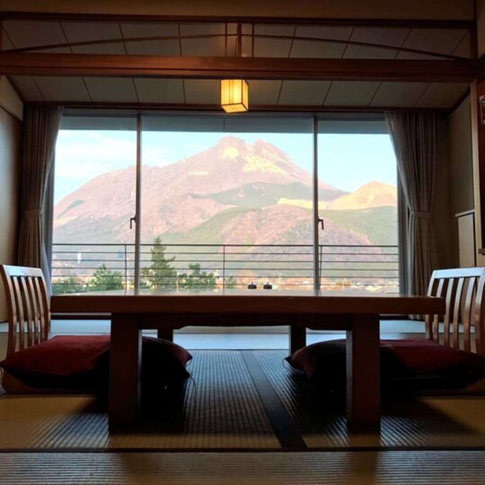 和室 12.5畳 山側 客室2 | 由布院 ことぶき 花の庄