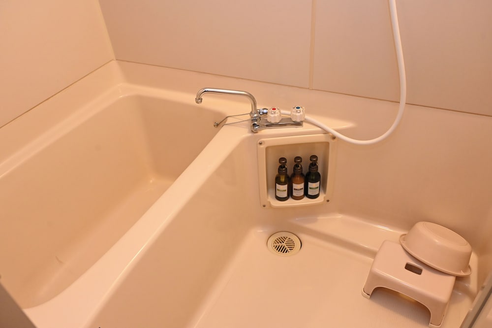 和室 2人部屋 専用バスルーム付 バスルーム0 | 延対寺荘