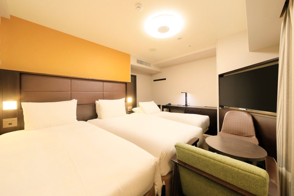 スーペリアツインルーム 禁煙 エキストラベッド付 客室2 | リッチモンドホテル なんば大国町