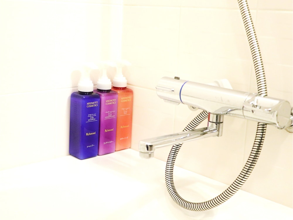 ダブルルーム 喫煙可 ダブルベッド1台 客室の設備とサービス0 | リッチモンドホテル なんば大国町