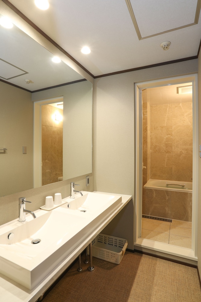 サウナ付きジュニアスイート 禁煙 バスルーム0 | ホテル長崎