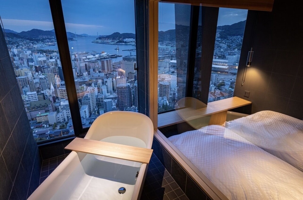 絶景風呂付モダン和洋室 禁煙 バスルーム0 | ホテル長崎