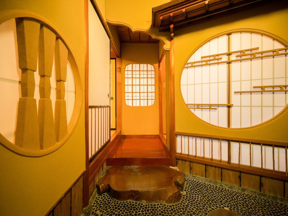 露天風呂付き和室 ガーデンビュー 客室3 | 灰屋