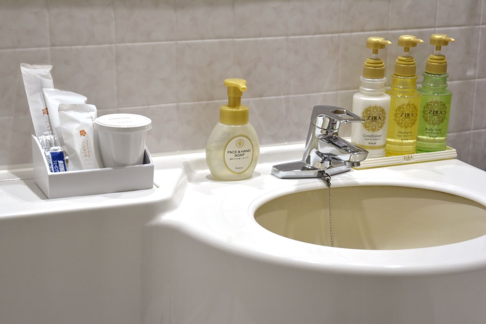 [禁煙] セミダブルルーム バスルームの設備0 | プレミアホテル -CABIN- 新宿