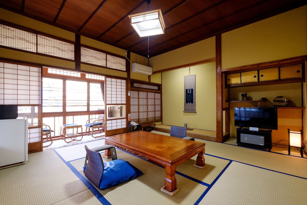 明治の和室・昭和の和室（タイプC） 客室5 | 木屋旅館