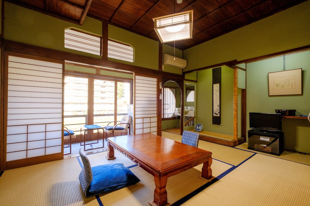 明治の和室・昭和の和室（タイプC） 客室2 | 木屋旅館