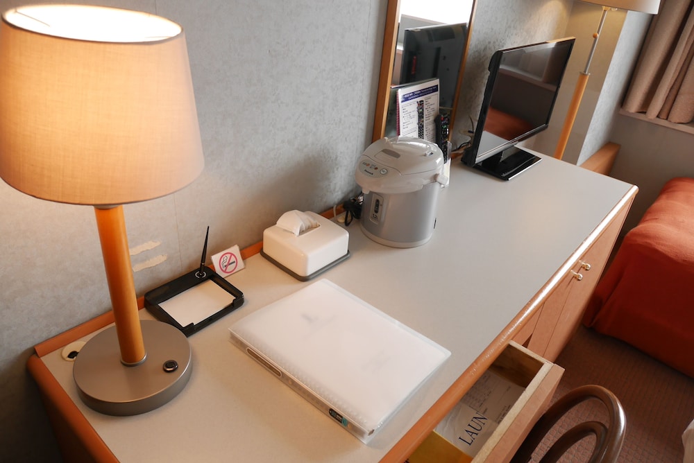 セミダブルルーム 禁煙 客室の設備とサービス2 | 横浜テクノタワーホテル