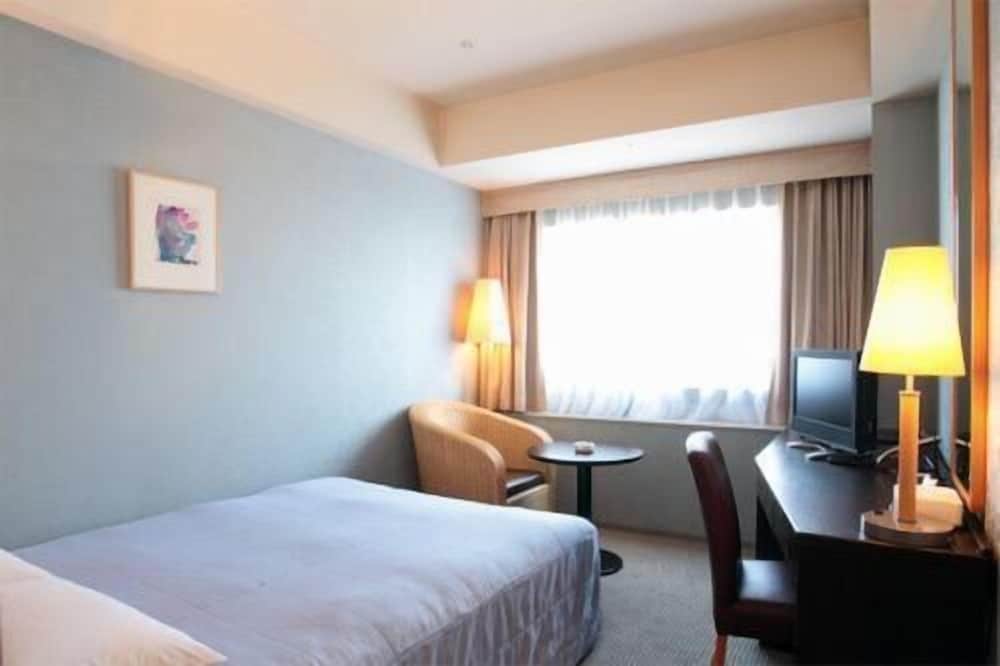 セミダブルルーム 禁煙 客室2 | 横浜テクノタワーホテル