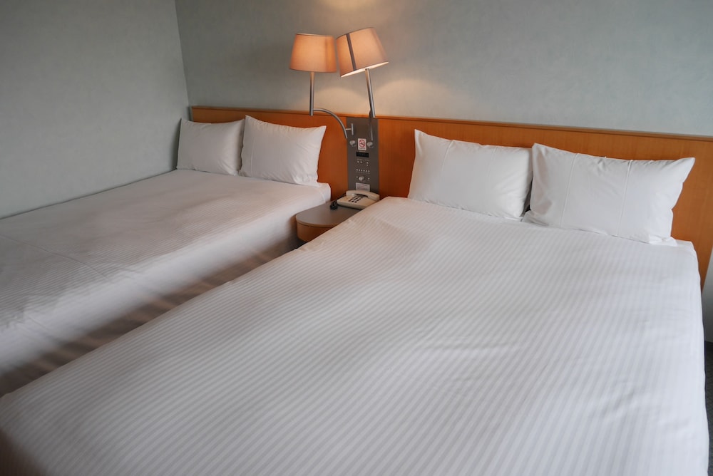 ファミリー ツインルーム 禁煙 | 横浜テクノタワーホテル