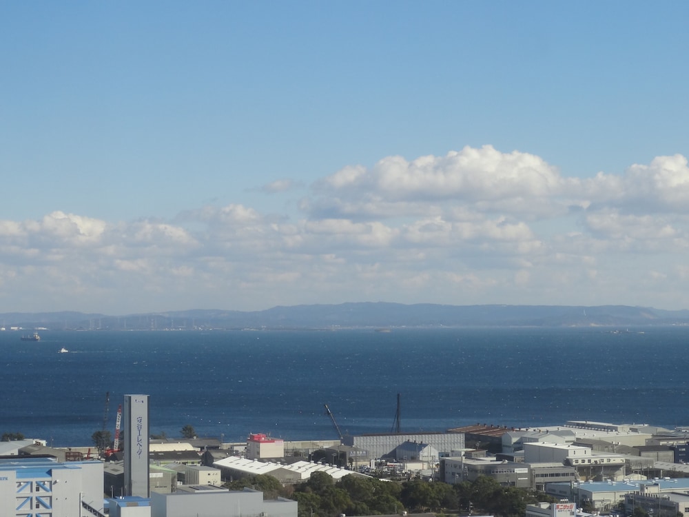 スタンダード ツインルーム 禁煙 客室1 | 横浜テクノタワーホテル