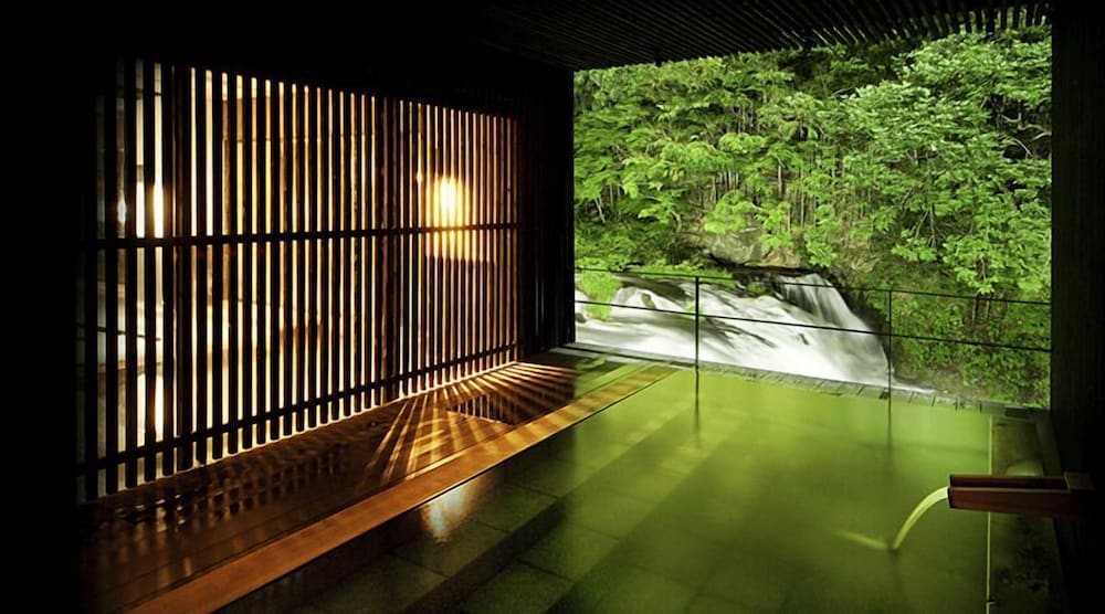 温泉1 | 会津東山温泉 庄助の宿 瀧の湯