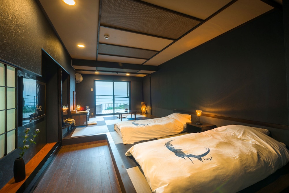 スタンダード ダブルルーム 客室2 | 天の丸