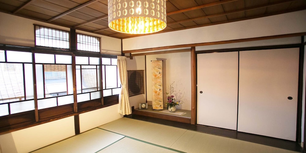 桜Sakura 2階和室 京間8畳 禁煙 客室4 | 京の宿 華 西陣