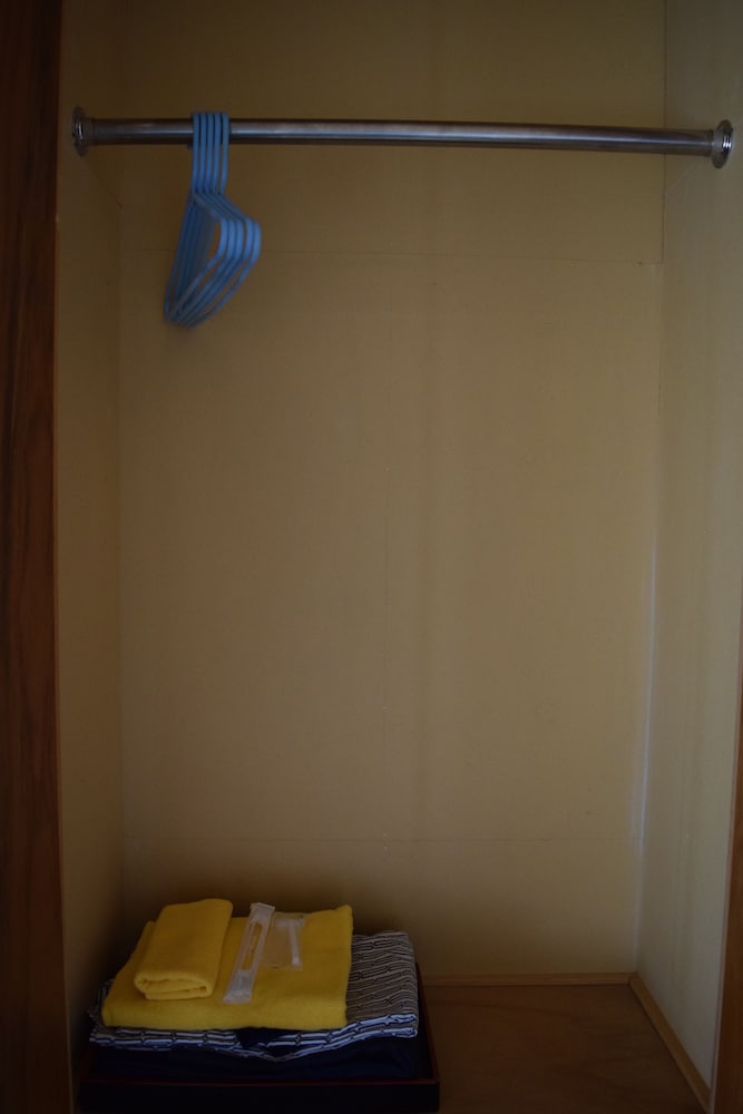 和室 (トイレつき) 山側 客室の設備とサービス1 | ホテル パークウェイ