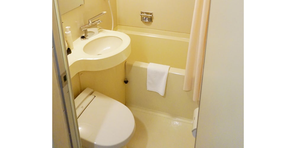 ツインルーム　ユニットバス付 バスルーム1 | ホテルアベスト白馬リゾート