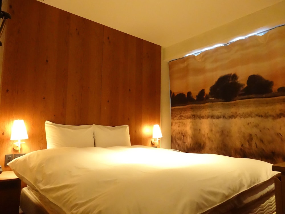 ã¹ã¿ã³ããŒã ããã«ã«ãŒã çŠç
客宀1 | ã¶ ãŠã©ãŒã«ããã«