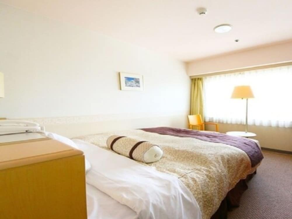 デラックスダブルルーム　箱根山側　禁煙 客室1 | ザ・ゴテンバカン