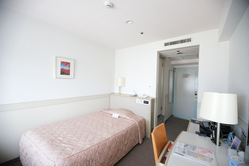 デラックスダブルルーム　箱根山側　禁煙 | ザ・ゴテンバカン