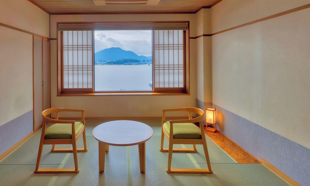 トラディショナル ルーム レイクビュー 客室4 | Fujikawaguchiko Onsen Hotel Asafuji