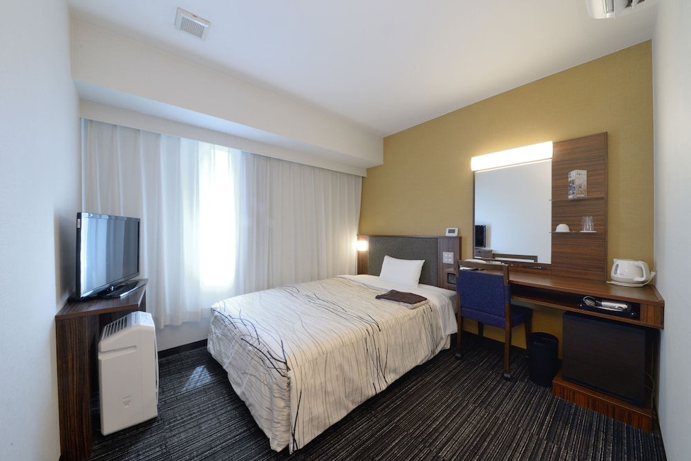 ダブルルーム 客室5 | 福井マンテンホテル駅前