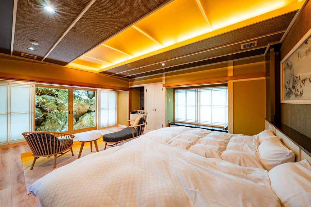 ジュニア スイート 禁煙 浴槽 客室4 | 宿坊 準別格本山 恵光院