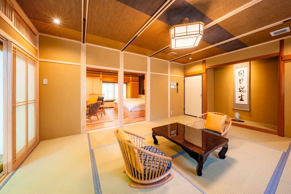 ジュニア スイート 禁煙 浴槽 客室3 | 宿坊 準別格本山 恵光院