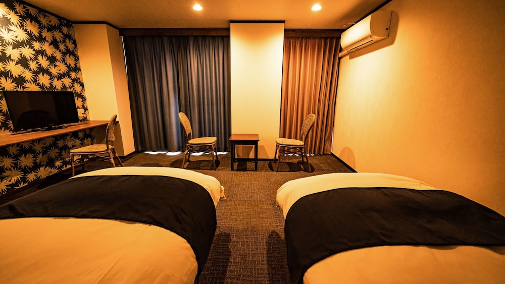 [禁煙] スタンダードトリプル 内風呂なし(眺望なし) | 大江戸温泉物語 ホテル蘭風