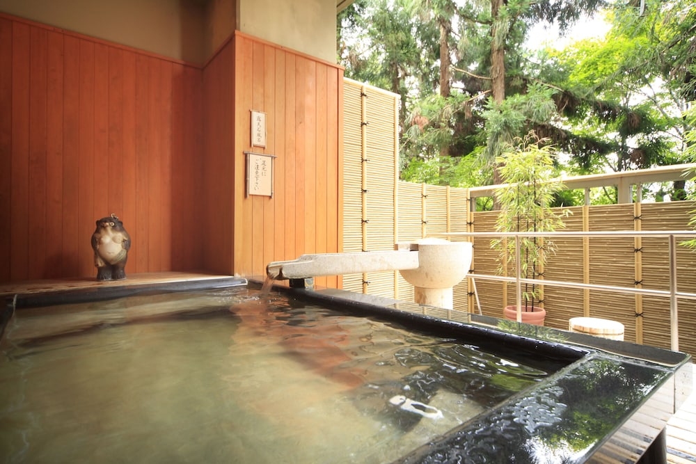 スパ1 | 飛騨・高山温泉 宝生閣