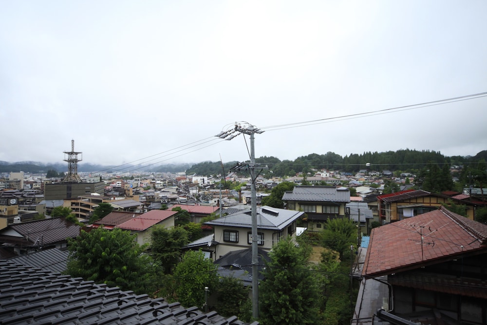 和室　8-10畳　町側 部屋からの景観0 | 飛騨・高山温泉 宝生閣