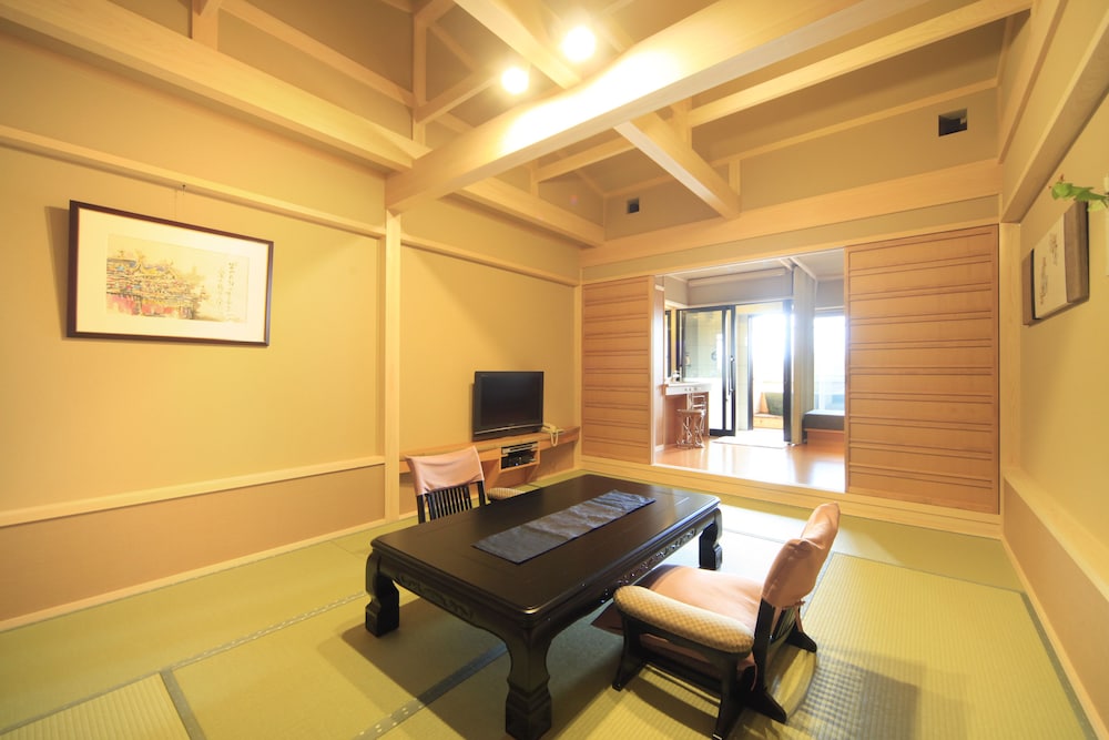 露天風呂付和室　町側 | 飛騨・高山温泉 宝生閣