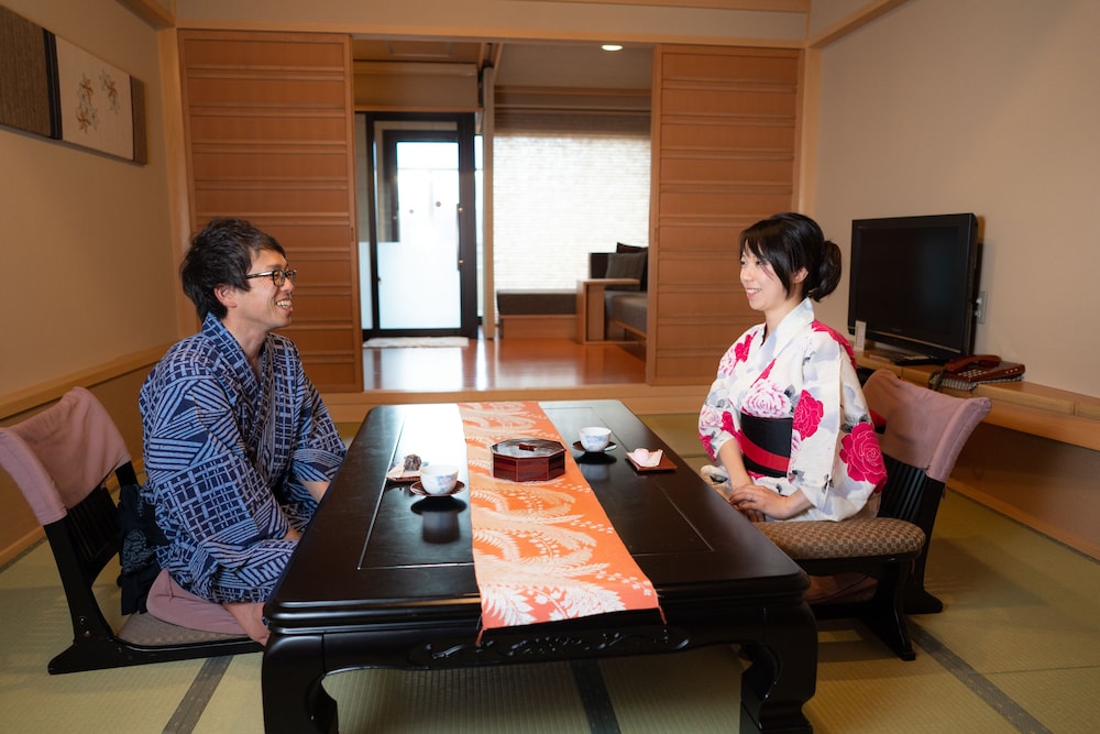 露天風呂付和室　町側 客室1 | 飛騨・高山温泉 宝生閣