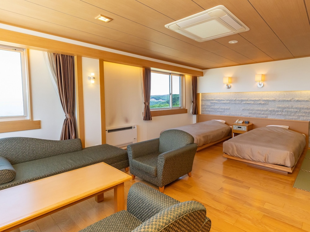 至然館　和洋室　角部屋　布団付き　禁煙 客室1 | 知床第一ホテル