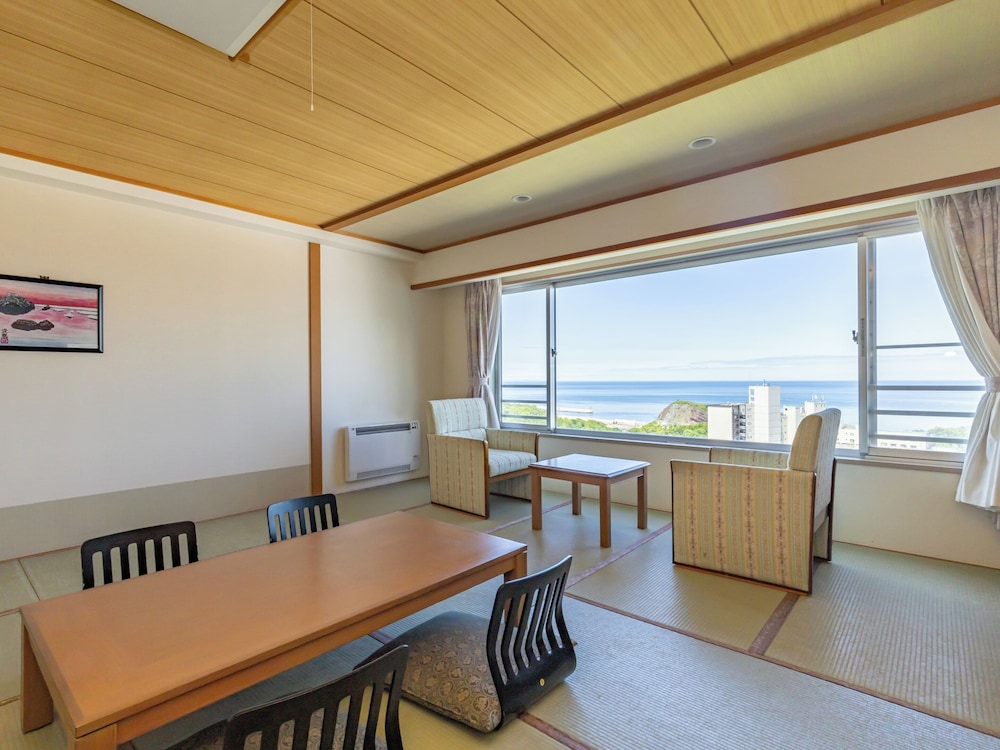 西館　和室10畳　禁煙 | 知床第一ホテル