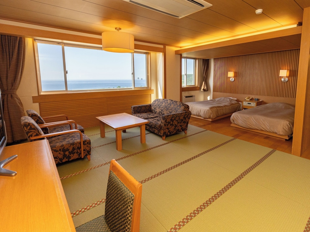 至然館　和洋室Aタイプ　布団付き　禁煙 客室0 | 知床第一ホテル