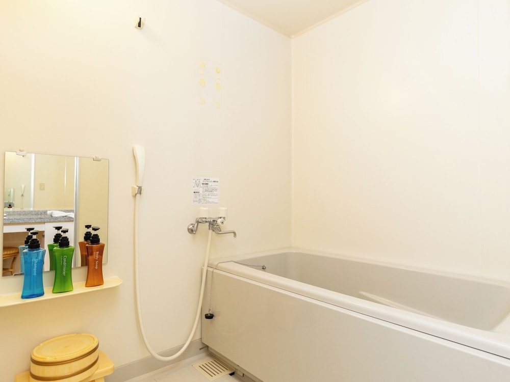 西館　和洋室　ファミリールーム　禁煙 バスルーム0 | 知床第一ホテル