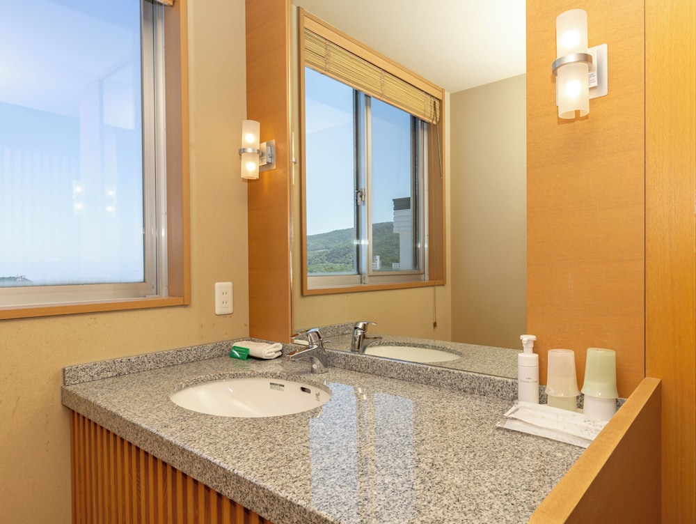 至然館　和洋室　角部屋　布団付き　禁煙 客室の設備とサービス0 | 知床第一ホテル