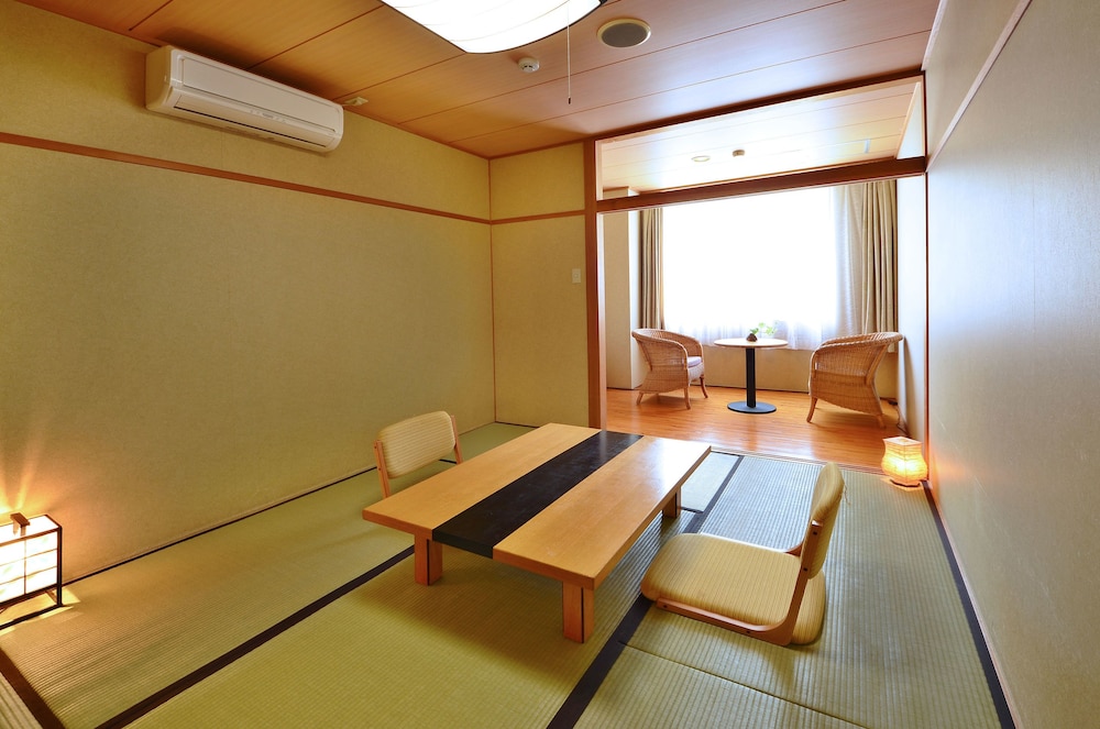 和室 二名 共用バスルーム | サンリバー大歩危