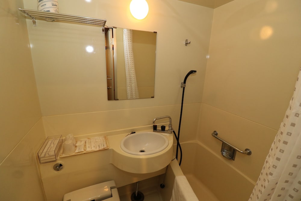 [禁煙] 山側和洋室 海鮮会席ディナー&朝食付き バスルームのシャワー0 | 加太温泉 シーサイドホテル加太海月