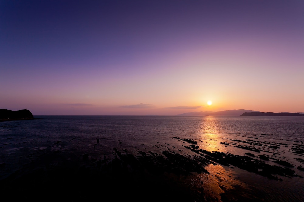 [喫煙] 海側デラックス和室 海鮮会席ディナー&朝食付き ビーチ / オーシャン ビュー0 | 加太温泉 シーサイドホテル加太海月