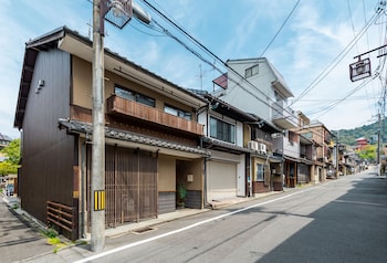 長や 茶わん坂
