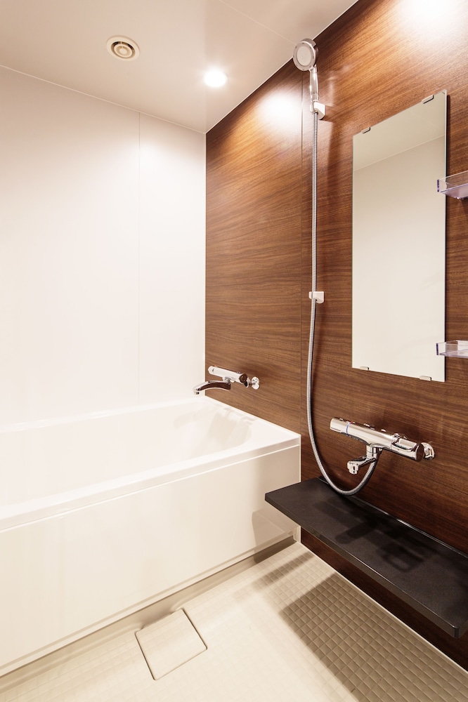 MyCUBE Ladies' Floor （カプセルルーム　２部屋／女性専用）(ハウスキーピングは有料オプション) バスルーム0 | マイキューブバイマイステイズ浅草蔵前