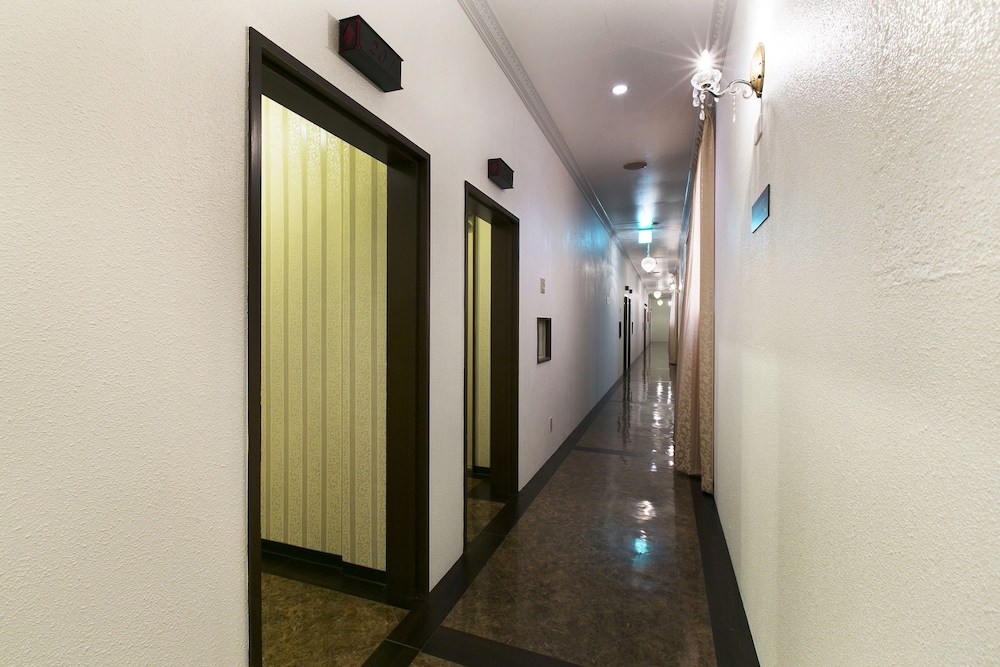 廊下1 | ホテルルナ泉南店 - 大人限定