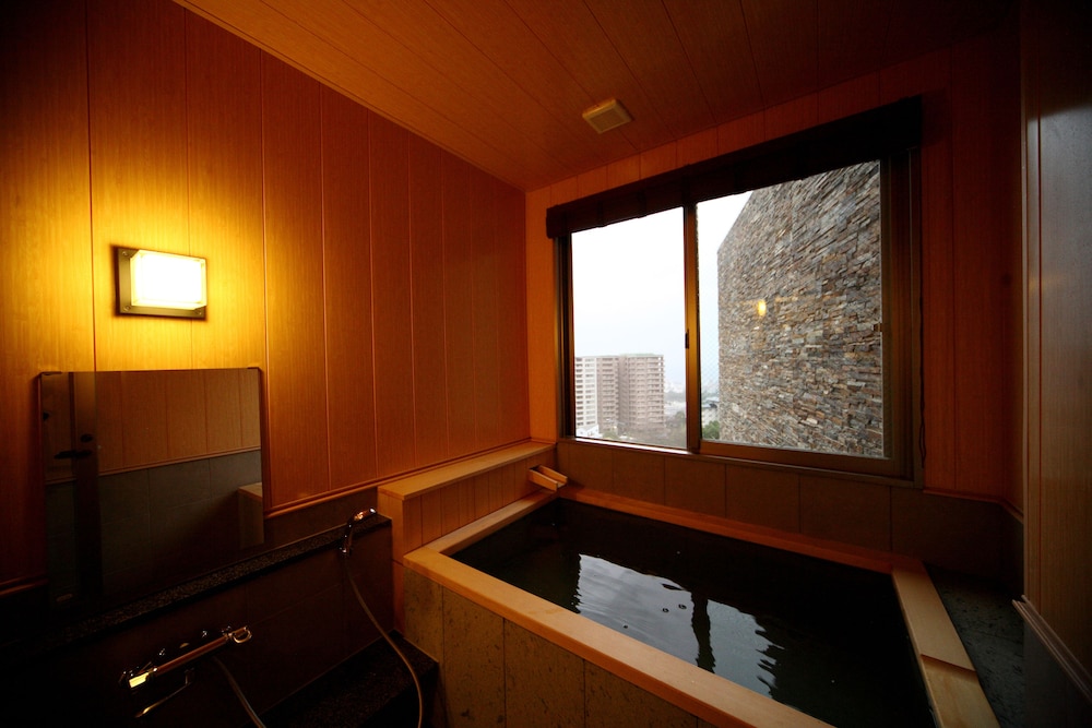 月ノ想 スタイリッシュタイプ (展望内湯付) 禁煙 バスルーム0 | 別府観海寺温泉 旅亭松葉屋