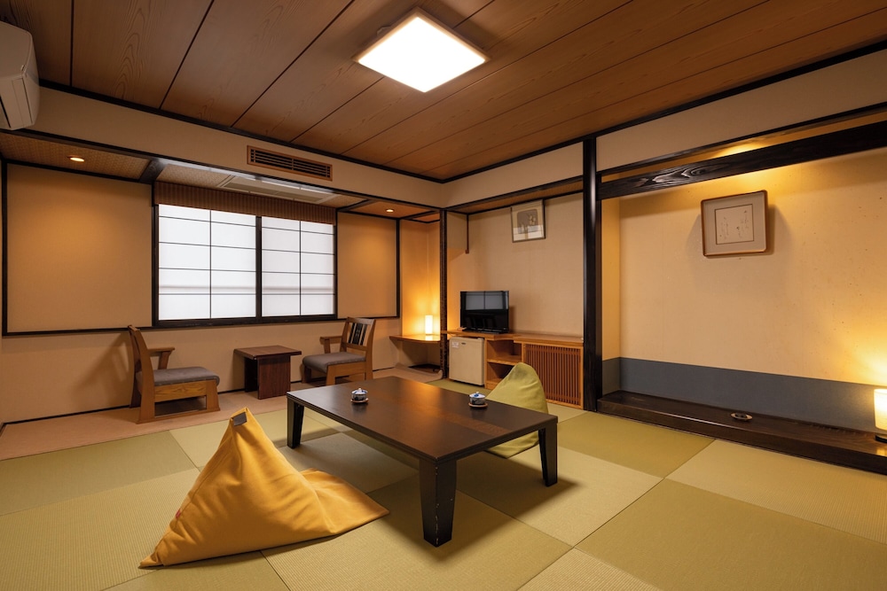 丘ノ想 和室 禁煙 | 別府観海寺温泉 旅亭松葉屋