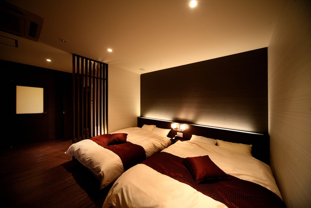 月ノ想 スタイリッシュタイプ (展望内湯付) 禁煙 客室1 | 別府観海寺温泉 旅亭松葉屋